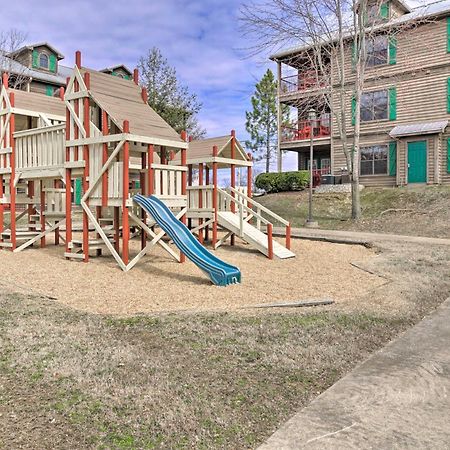 Resort Condo With Patio, 5 Mi To Branson Landing! Exterior photo