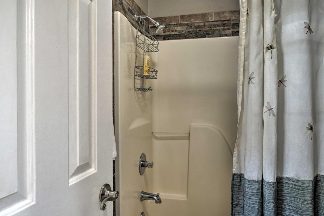 Resort Condo With Patio, 5 Mi To Branson Landing! Exterior photo